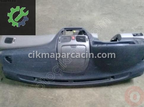Nissan Almera Komple Torpido çıkma parça