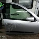 Nissan Almera sağ ön kapı