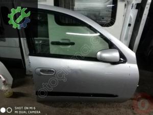 Nissan Almera sağ ön kapı
