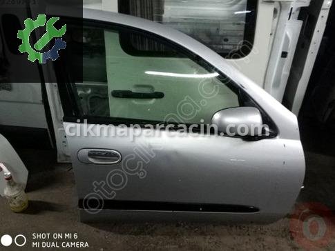 Nissan Almera Sağ Ön Kapı çıkma parça