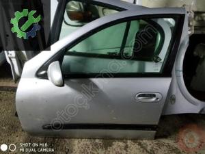 Nissan Almera sol ön kapı