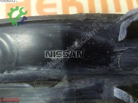 Nissan Juke 63861 çıkma parça
