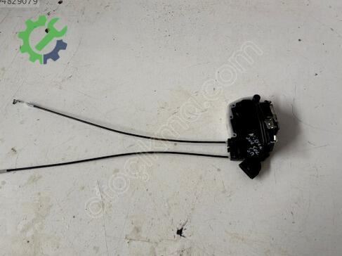 Nissan Juke Kapı Kilidi çıkma parça