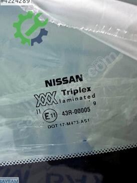 Nissan Maxima Ön Cam çıkma parça