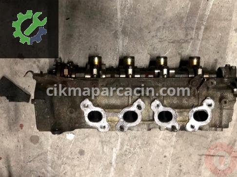 Nissan Micra Silindir Kapak çıkma parça