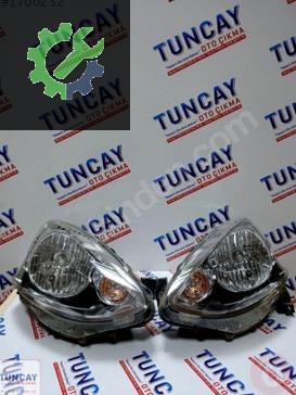 Nissan Micra Sağ Ön Far çıkma parça