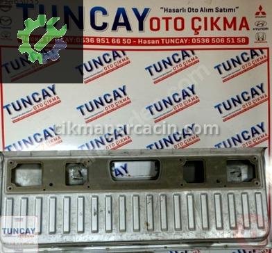 Nissan Navara Bagaj Kapağı çıkma parça