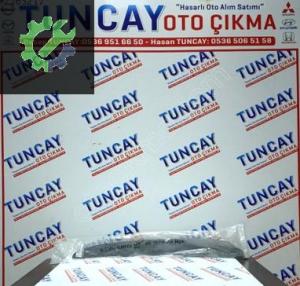 NİSSAN NAVARA SAĞ ÇAMURLUK ARKA BAKALİT 2014-2021 ÇIKMA