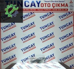 NİSSAN NAVARA SAĞ KAPUT MENTEŞESİ 2016-2021 ÇIKMA PARÇA ORJ.
