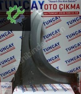 NİSSAN NAVARA SAĞ ÖN ÇAMURLUK 2015