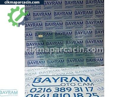 Nissan Pathfinder Sağ Ön Kapı Camı çıkma parça