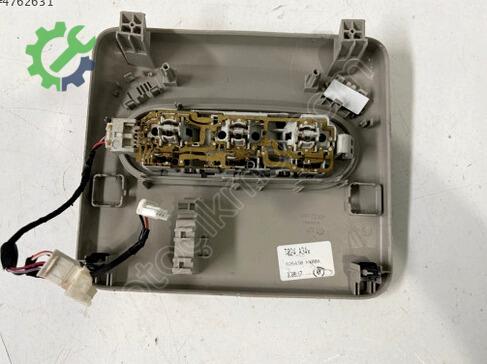 Nissan Qashqai Tavan Lambası B26430HV00A çıkma parça