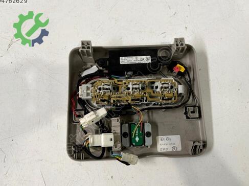 Nissan Qashqai Tavan Lambası B26430HV00A çıkma parça