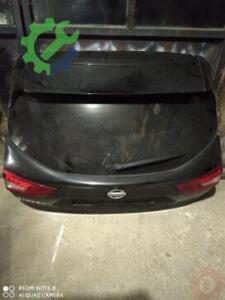 Nissan Qashqai Bagaj Kapağı Çıkma