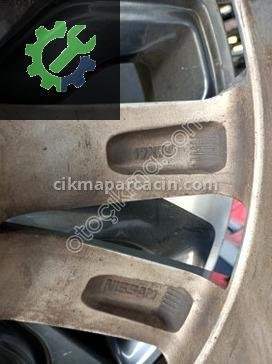 Nissan Qashqai Çelik Jant çıkma parça
