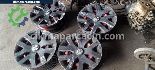 Nissan Qashqai Jant çıkma parça