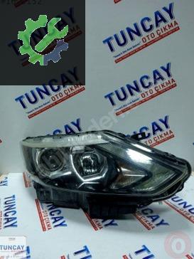 Nissan Qashqai Sağ Ön Far 2014-2016 çıkma parça