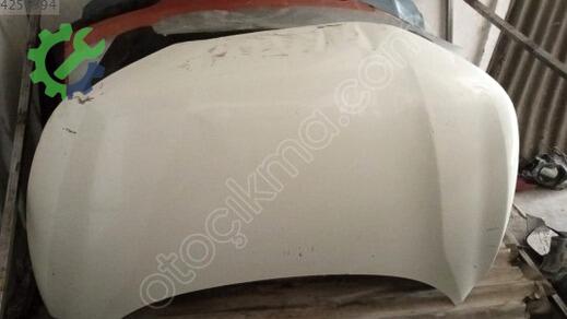 Nissan Qashqai Kaput çıkma parça