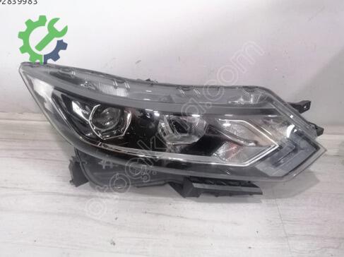 Nissan Qashqai Far çıkma parça