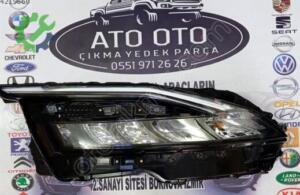 Nissan Qashqai 2021 Çıkma Far Sağ