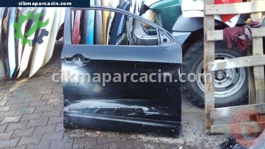 Nissan Qashqai Sağ Ön Kapı çıkma parça