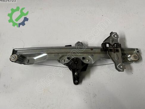 Nissan Qashqai Sağ Ön Kapı C17313300 çıkma parça