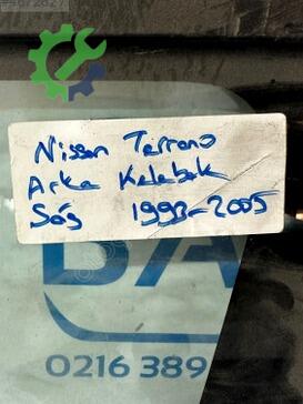 Nissan Terrano Sağ Arka Kelebek Camı çıkma parça
