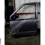 Nissan Vanette sol ön kapı kolu