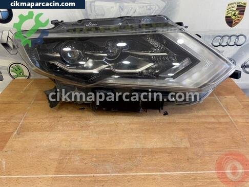 Nissan X-Trail Far çıkma parça