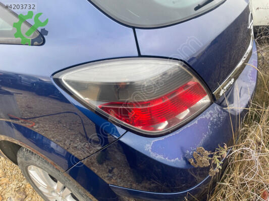 Opel Astra Torpido çıkma parça