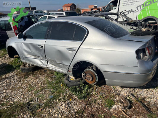 Volkswagen Passat Far çıkma parça