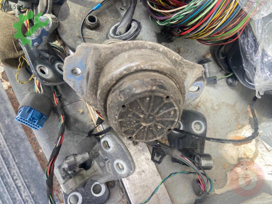 Land Rover Range Rover Motor Takozu çıkma parça