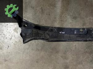 Ön Cam Izgarası Volkswagen Polo Çıkma Orjinal