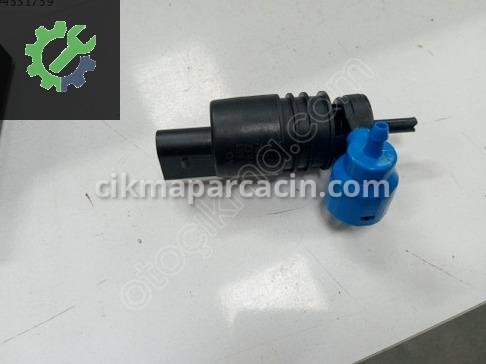 Volkswagen Jetta Silecek Motoru çıkma parça