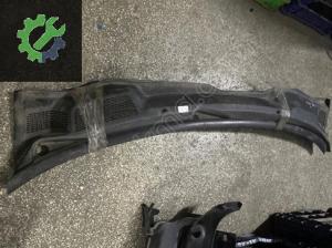Opel Astra g cam önü ızgarasl