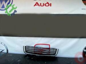 Opel Astra 2023 Çıkma Tampon Izgarası