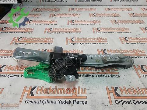 Opel Astra ARKA13350763 çıkma parça