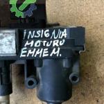 Opel astra j insignia emme manifold kapak motoru 555662258