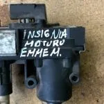 Opel astra j insignia emme manifold kapak motoru 555662258