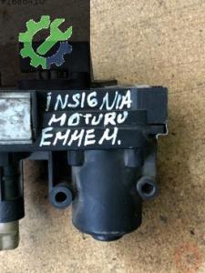 Opel astra j insignia emme manifold kapak motoru 555662258