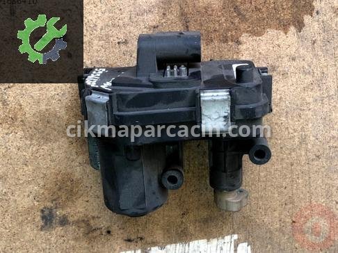 Opel Astra Emme Manifoldu 555662258 çıkma parça