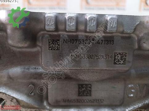Opel Astra 55489312 çıkma parça