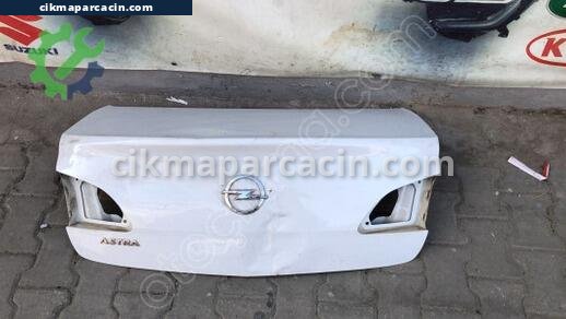 Opel Astra Bagaj Kapağı çıkma parça