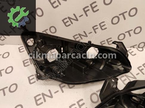Opel Astra Far Kasası çıkma parça