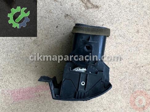 Opel Astra Kalorifer Izgarası 90560338 çıkma parça
