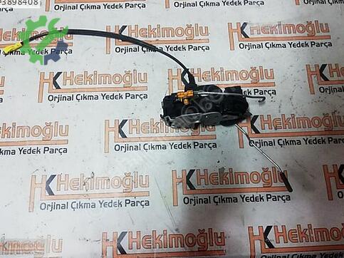 Opel Astra 13679557 çıkma parça