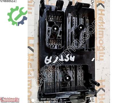 Opel Astra 39102257 çıkma parça