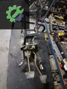 Opel Corsa B Combo B fren ve debriyaj pedalı takımı