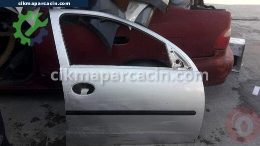 Opel Corsa Sağ Ön Kapı çıkma parça