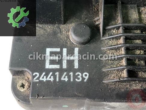 Opel Corsa Kapı Kilidi 24414139 çıkma parça